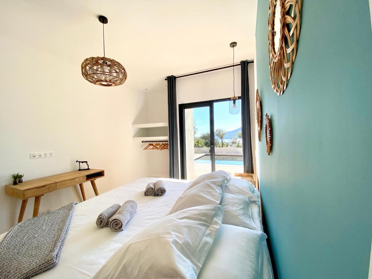 Villas De Standing Avec Magnifique Vue Mer Et Piscines Privees, Sagone Sagone  Exterior foto