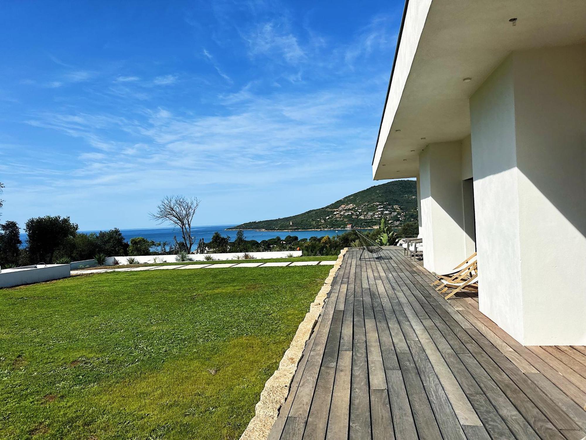 Villas De Standing Avec Magnifique Vue Mer Et Piscines Privees, Sagone Sagone  Exterior foto